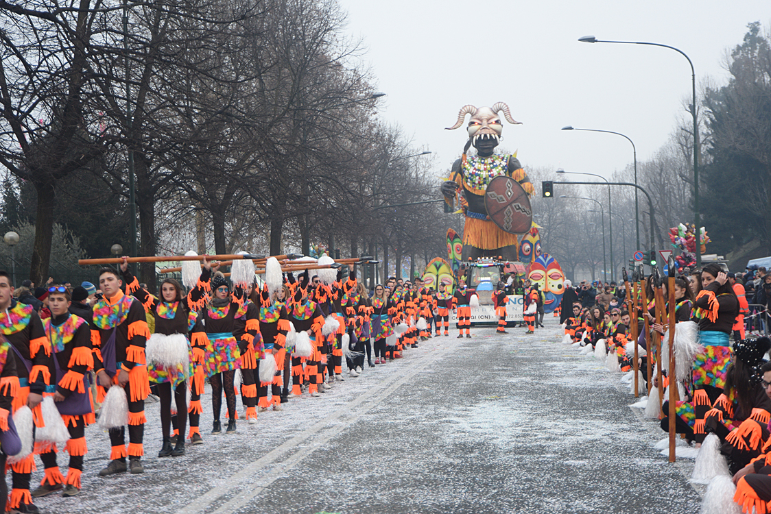 Sfilata carri Carnevale di Torino_365.jpg